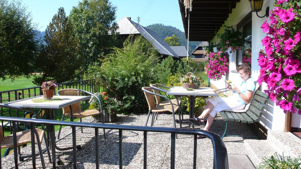 Gaestehaus Kaiser Menzenschwand-Hinterdorf Exterior foto